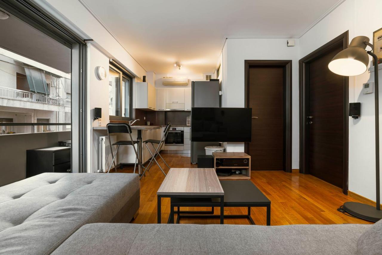Апартаменты Lykabettus Gem With Yard And Parking Афины Экстерьер фото